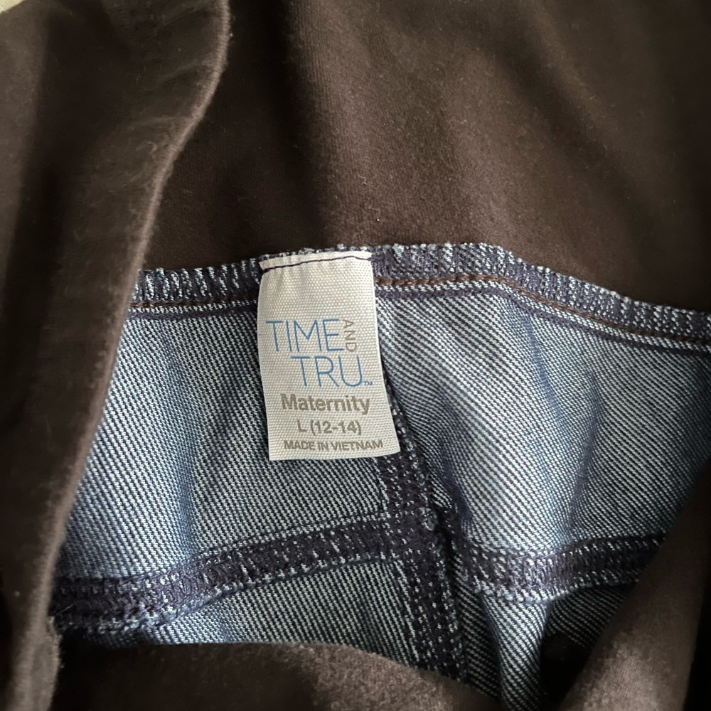 Large Maternity Jeans - Picture 4 of 4
